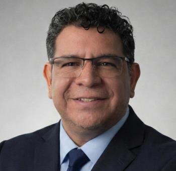 Sr. VICTOR HUGO CARDENAS VALENZUELA